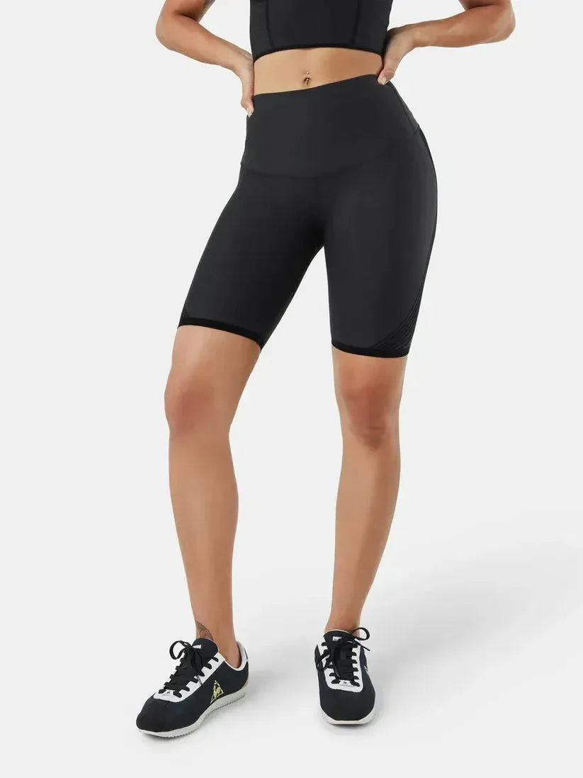 3D Short Legging – Redefine your silhouette effortlessly